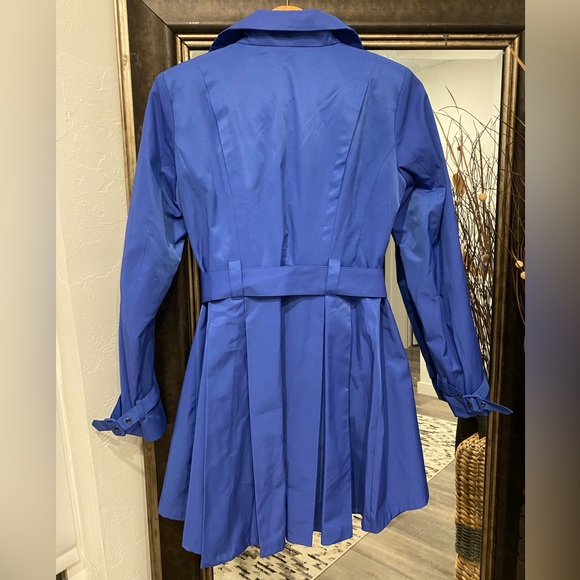 STEVE MADDEN LIKE NEW - Picture 5 of 8